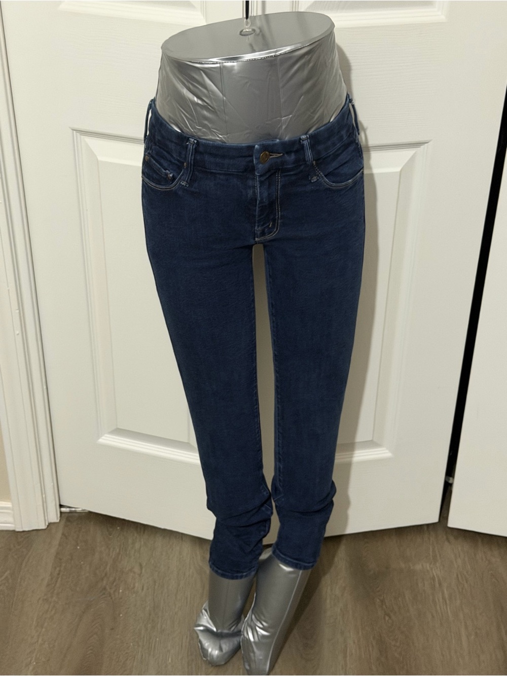 Mother the looker skinny wash forever in a day size 26